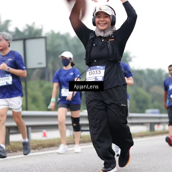 Runner Photo 7436468