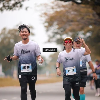 Runner Photo 7436474