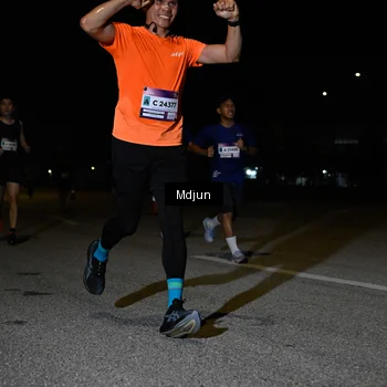 Runner Photo 7436481