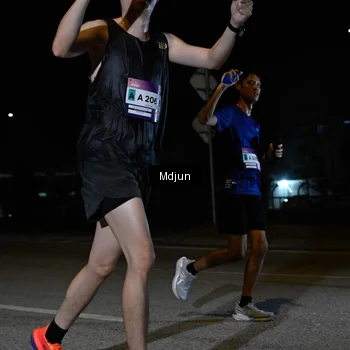 Runner Photo 7436526
