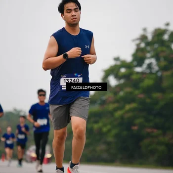 Runner Photo 7436539