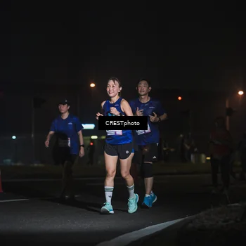 Runner Photo 7436540