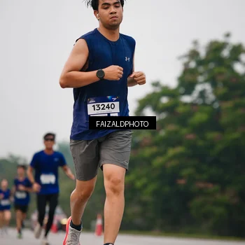Runner Photo 7436550