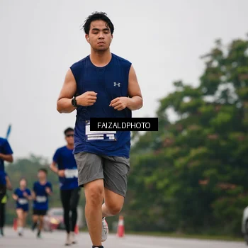 Runner Photo 7436557