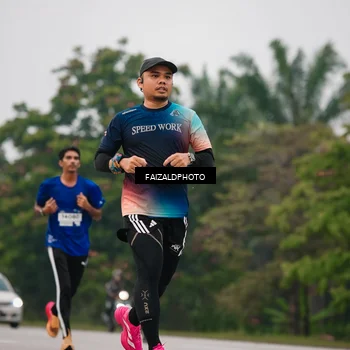 Runner Photo 7436595