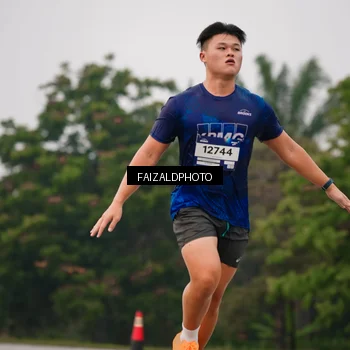 Runner Photo 7436632