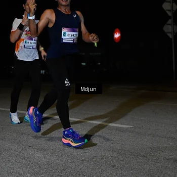 Runner Photo 7436652