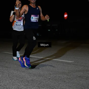 Runner Photo 7436653