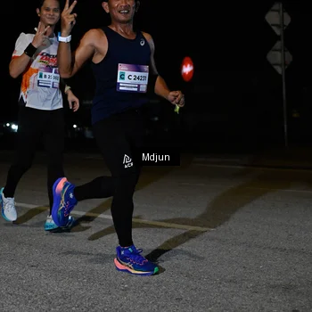 Runner Photo 7436654