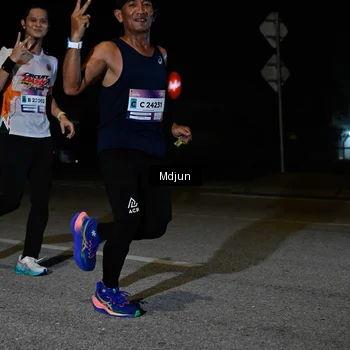 Runner Photo 7436655