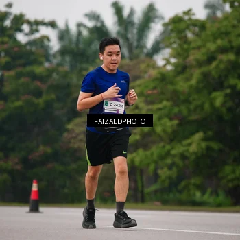 Runner Photo 7436672