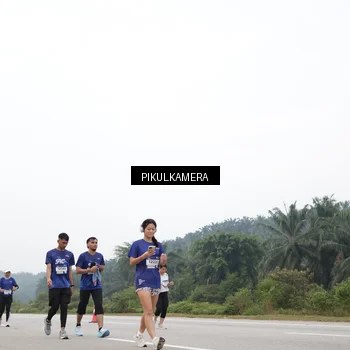 Runner Photo 7436673