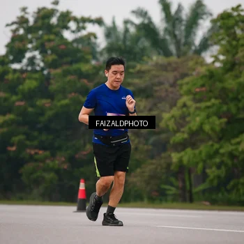 Runner Photo 7436685