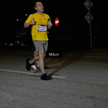 Runner Photo 7436705