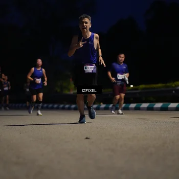 Runner Photo 7436716