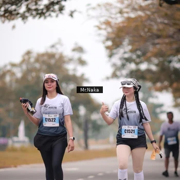 Runner Photo 7436732