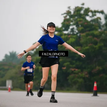 Runner Photo 7436743