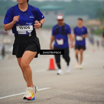 Runner Photo 7436750