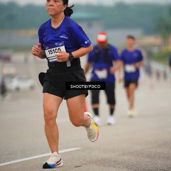 Runner Photo 7436763