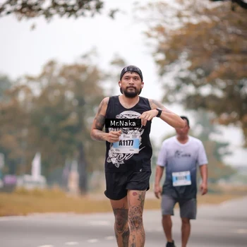 Runner Photo 7436780