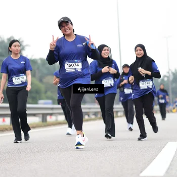 Runner Photo 7436791