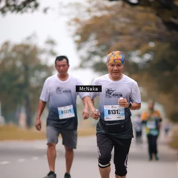 Runner Photo 7436801