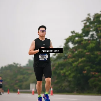 Runner Photo 7436816