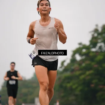 Runner Photo 7436824