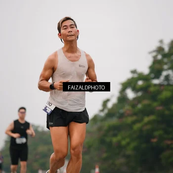 Runner Photo 7436825