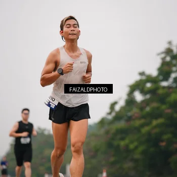 Runner Photo 7436834