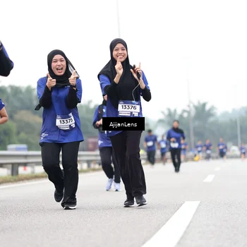 Runner Photo 7436842