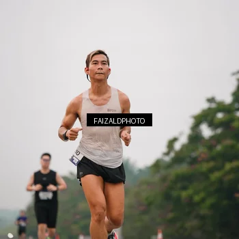 Runner Photo 7436843
