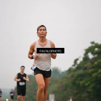Runner Photo 7436848