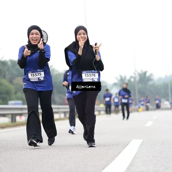 Runner Photo 7436850