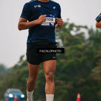 Runner Photo 7436854