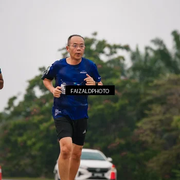 Runner Photo 7436857