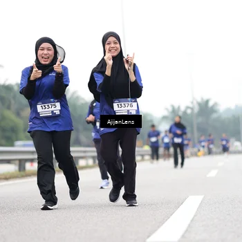 Runner Photo 7436859