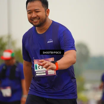 Runner Photo 7436869