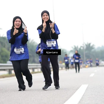 Runner Photo 7436871