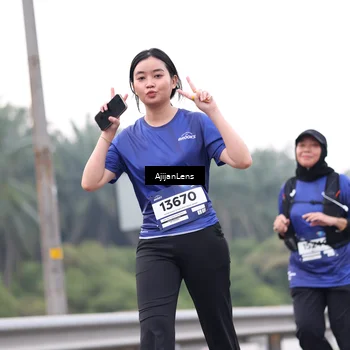 Runner Photo 7436872