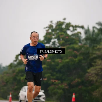 Runner Photo 7436874