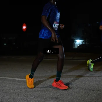 Runner Photo 7436876