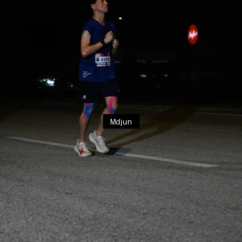 Runner Photo 7436878