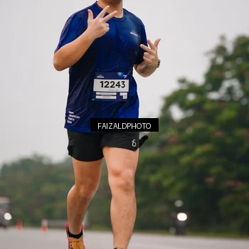 Runner Photo 7436879
