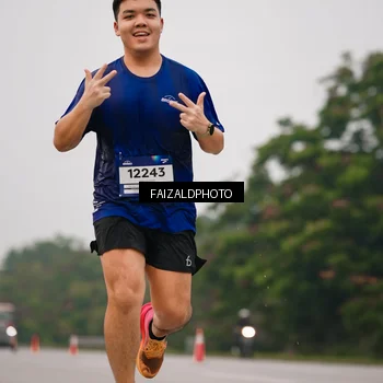 Runner Photo 7436887