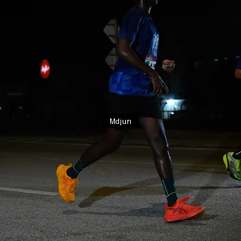 Runner Photo 7436891
