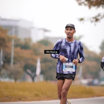 Runner Photo 7436918