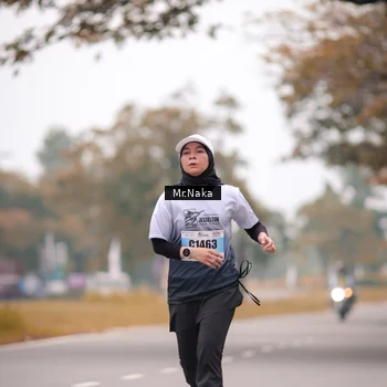Runner Photo 7436926