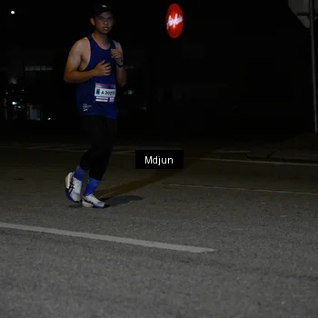 Runner Photo 7436947