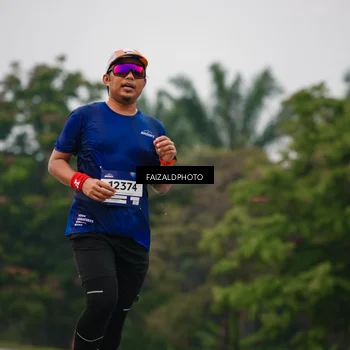 Runner Photo 7436973